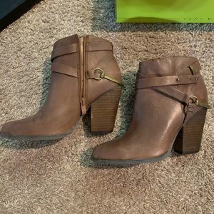 Cute brown booties size 8.5